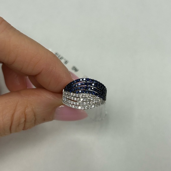 Suzy Levian Sterling Silver Pave Blue & White CZ Ring NWT - Picture 6 of 6